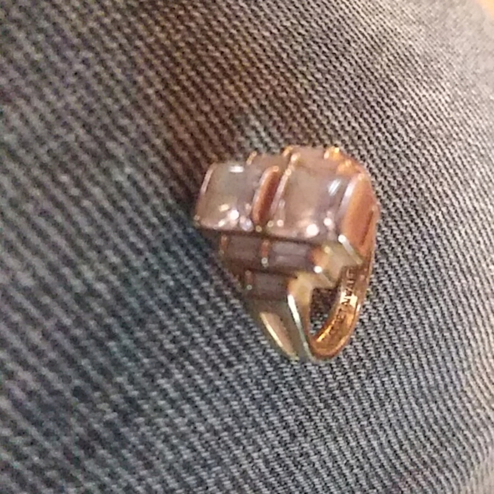 Ring - Picture 2 of 2